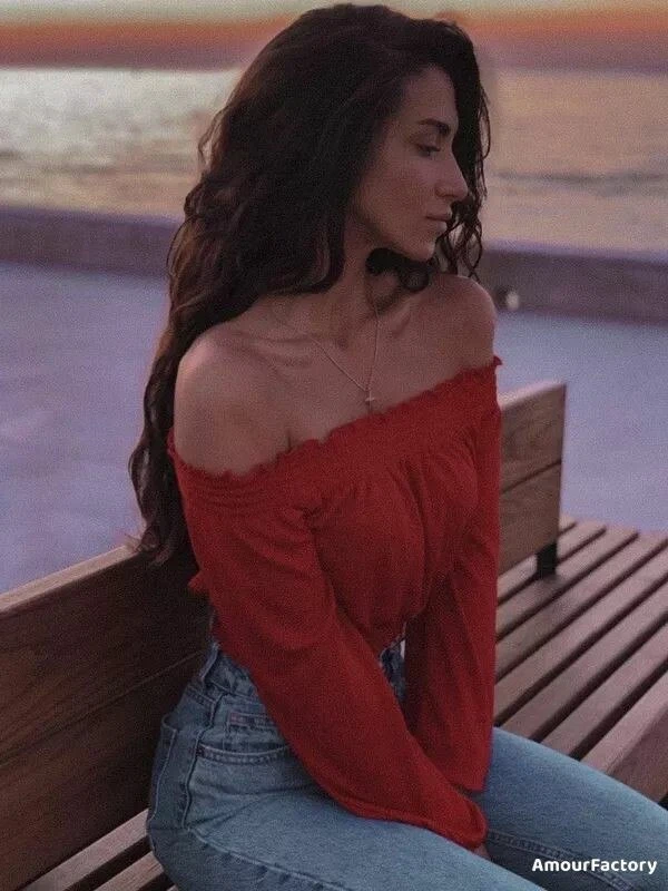 Valeria Profile image 2