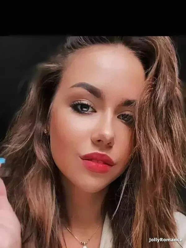 Veronika Profile image 2