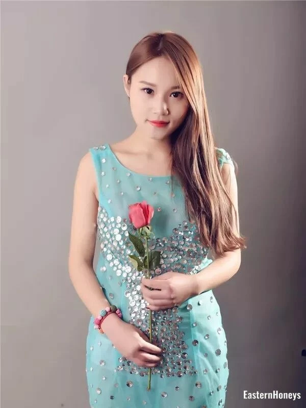 Xiu Qin Profile image 2