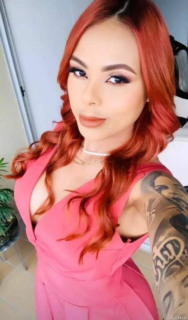 Shirley Profile image 2