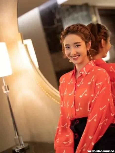 Zhiling Profile image 2