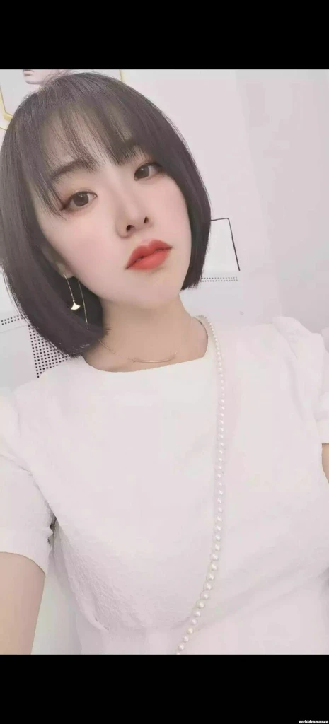 Heidi Profile image 2