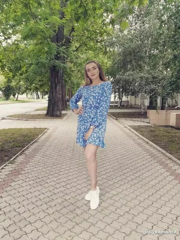 Anna Profile image 4