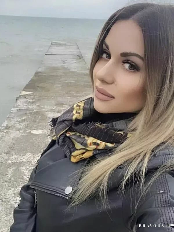 Maria Profile image 4
