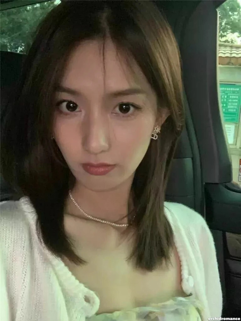Wenyan Profile image 3