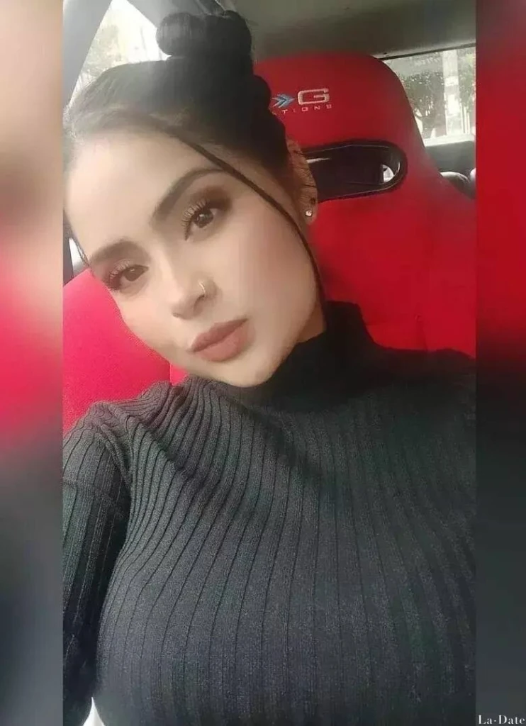 Jhoana Profile image 3