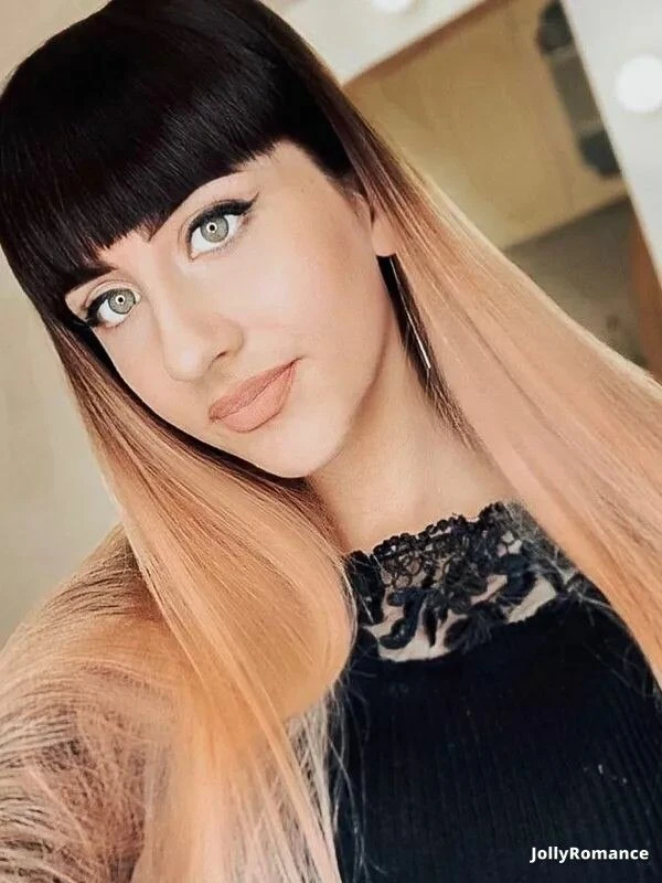 Anna Profile image 1