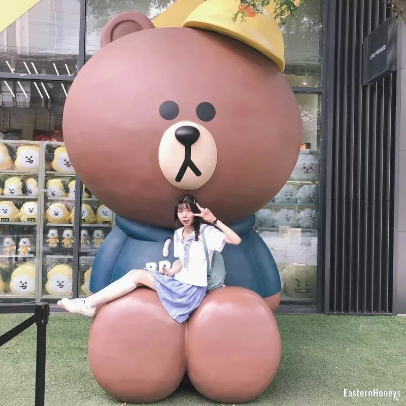 Lynn Profile image 3