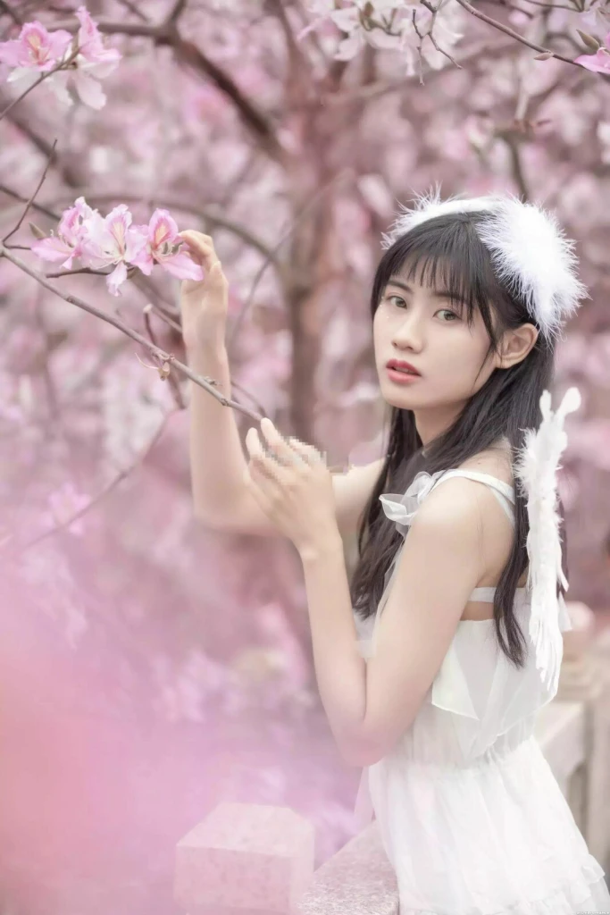 Lijun Profile image 4