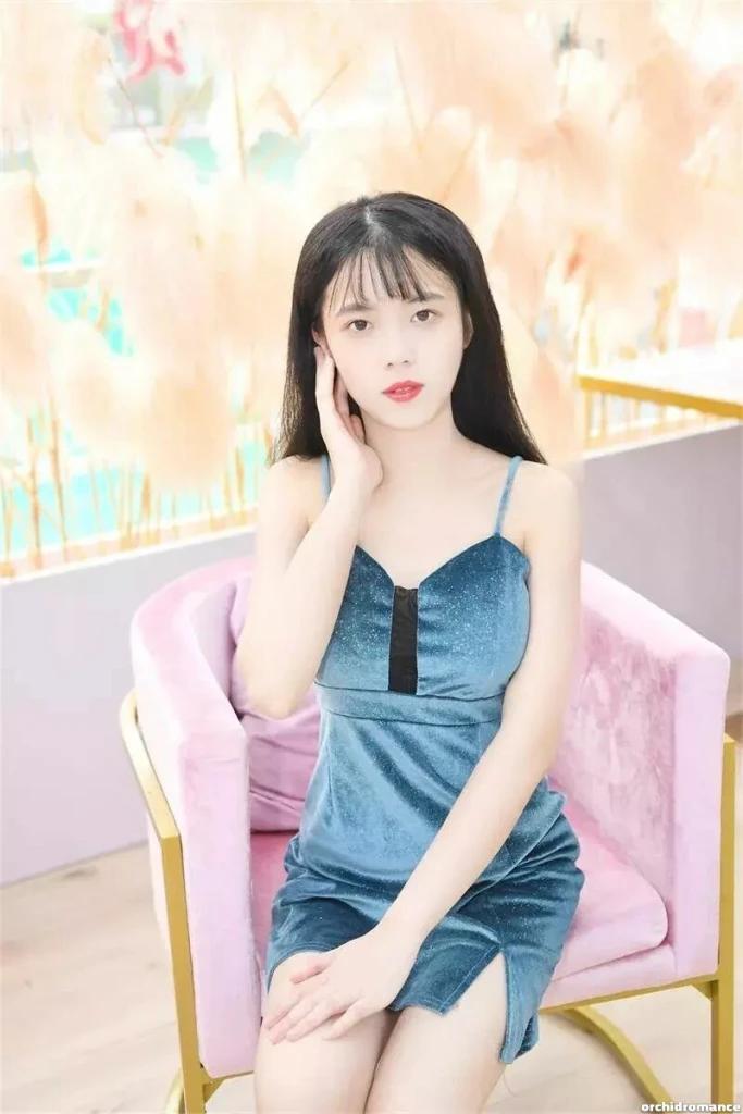 Di Profile image 3