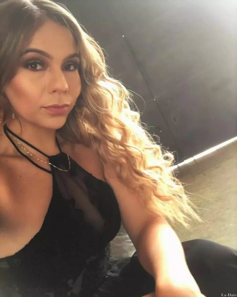 Viviana Profile image 2