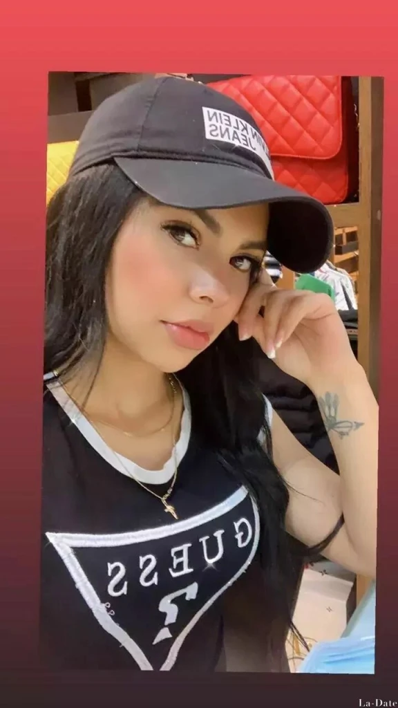 Fernanda Profile image 3
