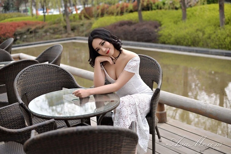 Beryl Profile image 1