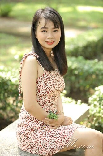 Cynara Profile image 2