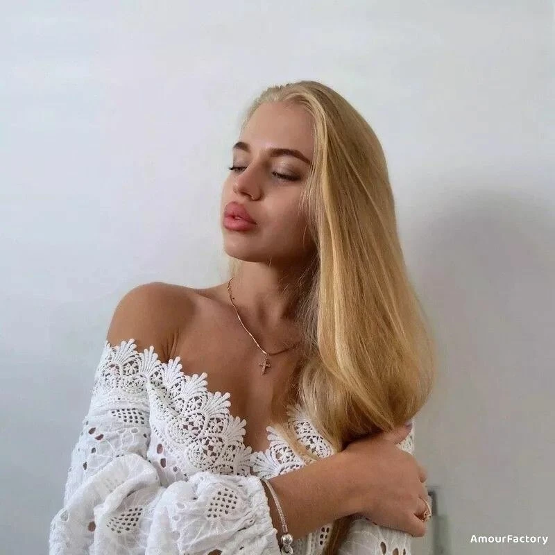 Kate Profile image 2