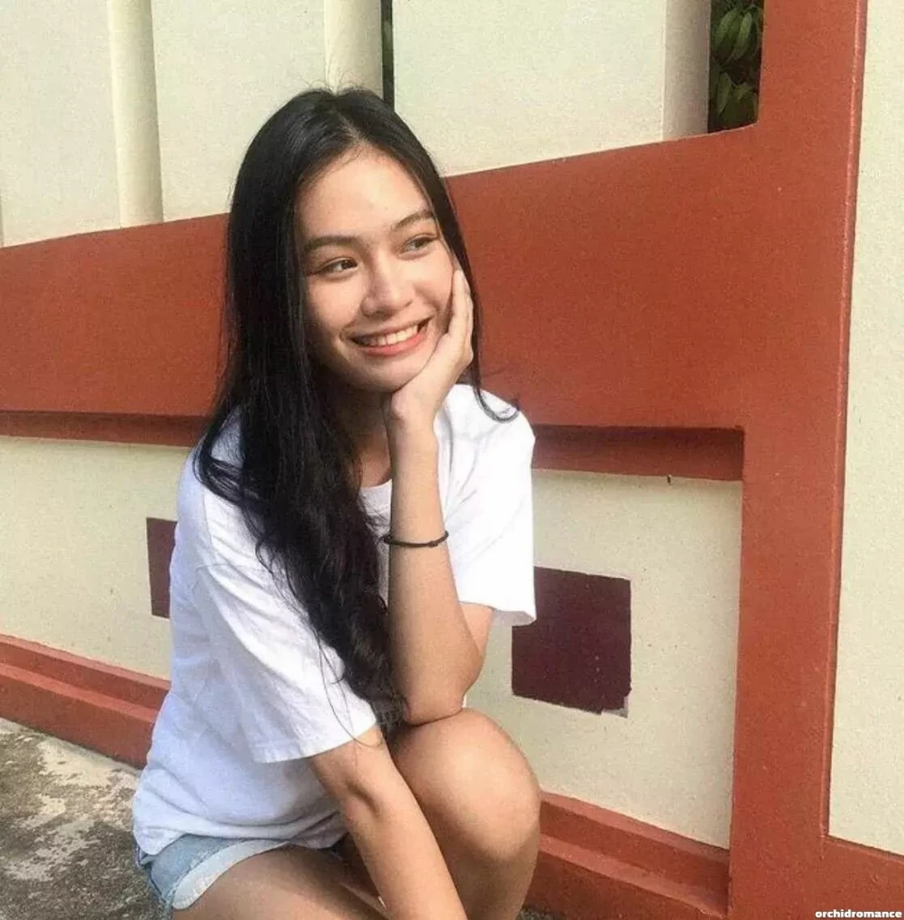 Narinporn Profile image 1