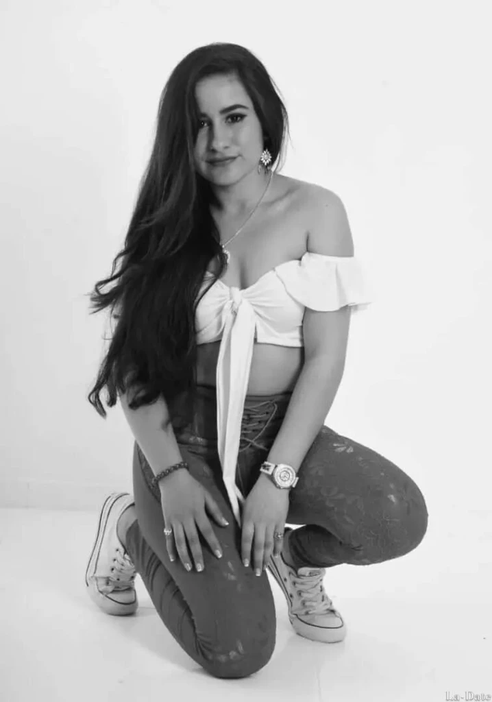 Fernanda Profile image 2