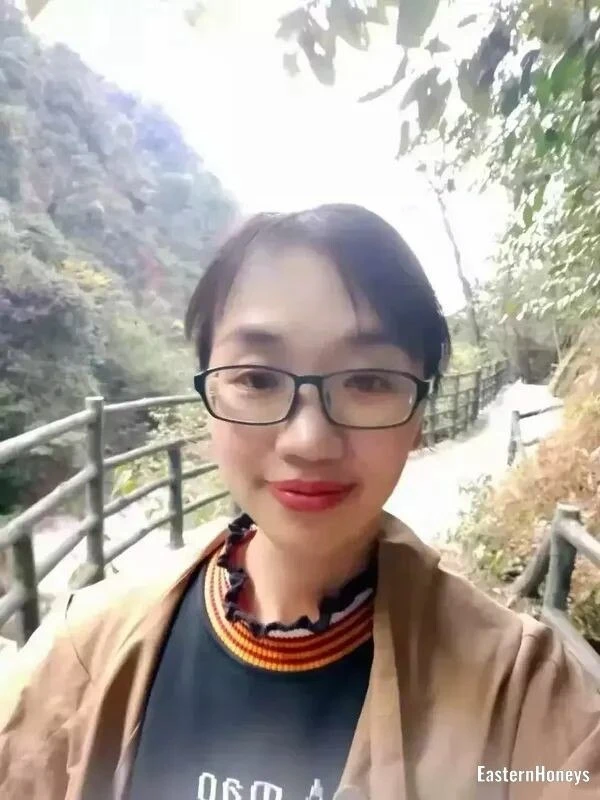 Li Profile image 2