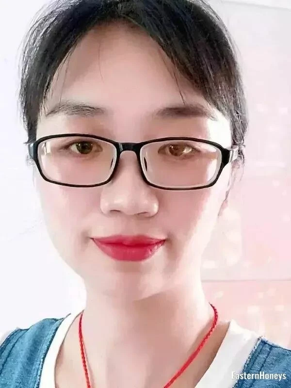 Li Profile image 3