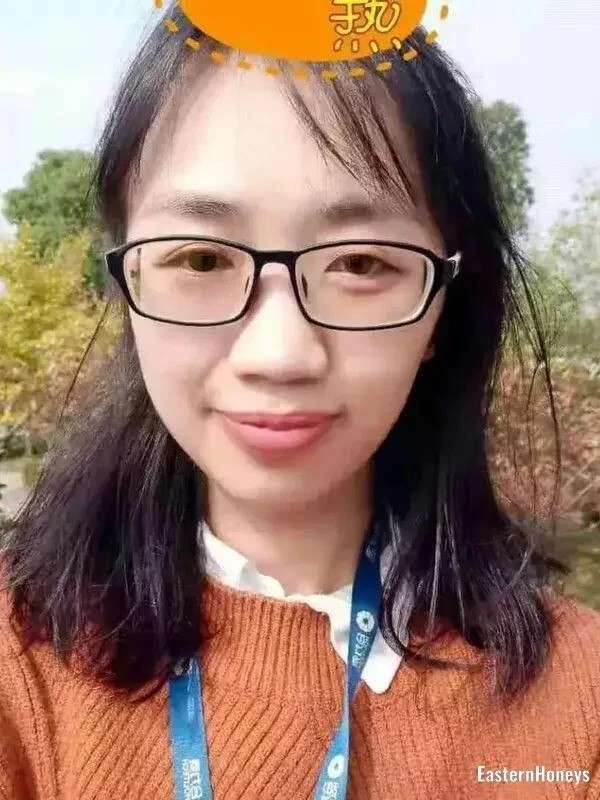 Li Profile image 4