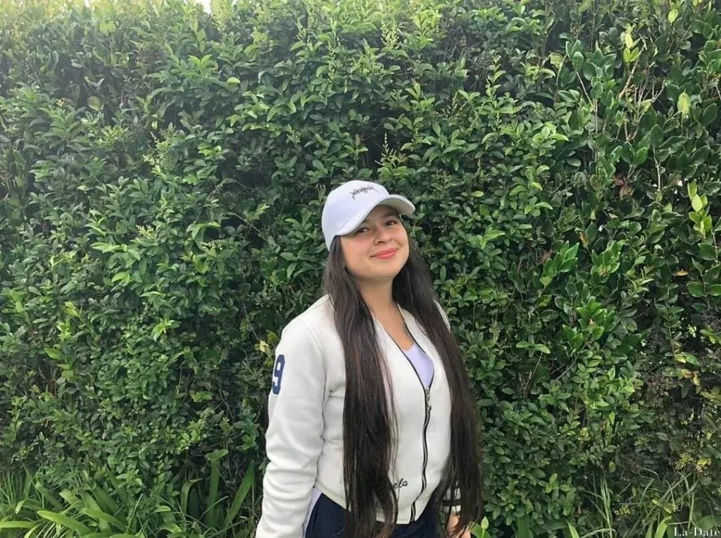 Monica Profile image 3