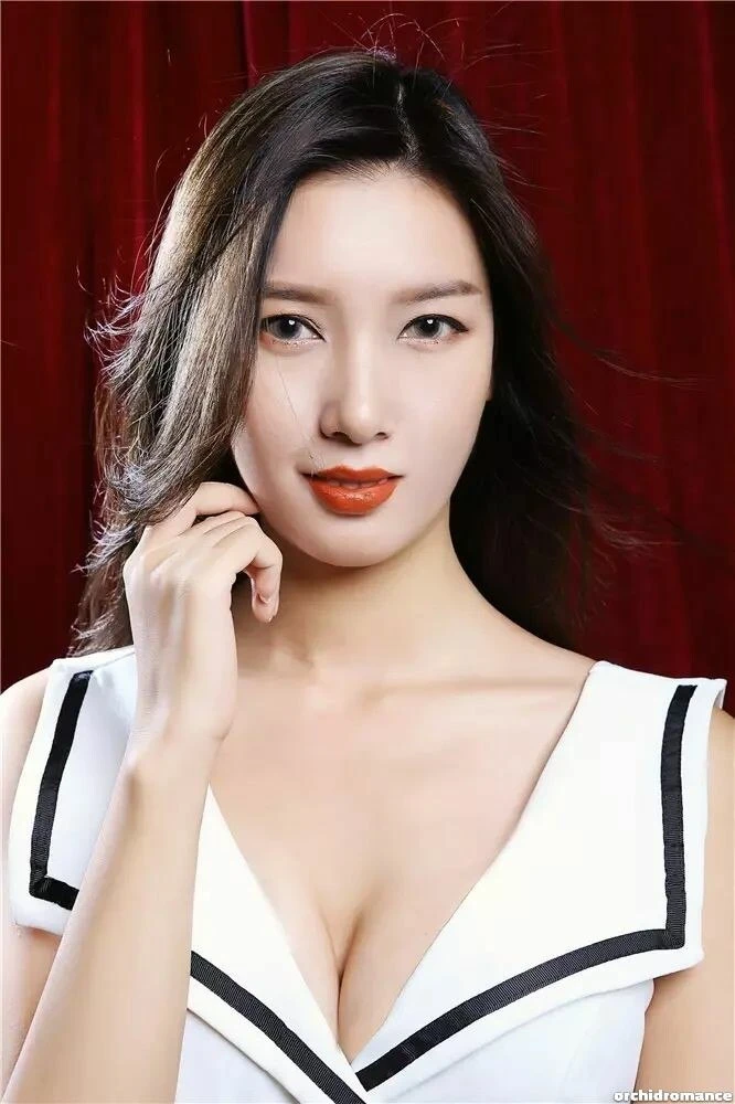 Hong Profile image 4
