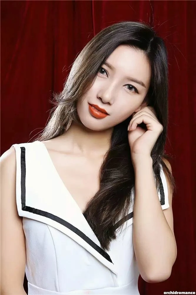 Hong Profile image 2