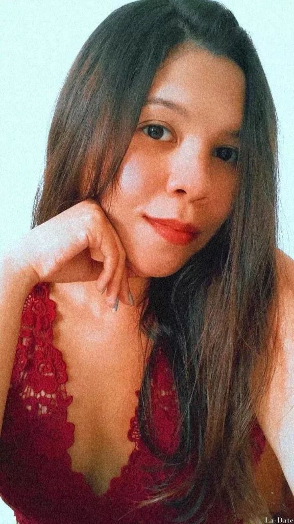 Sandra Profile image 2