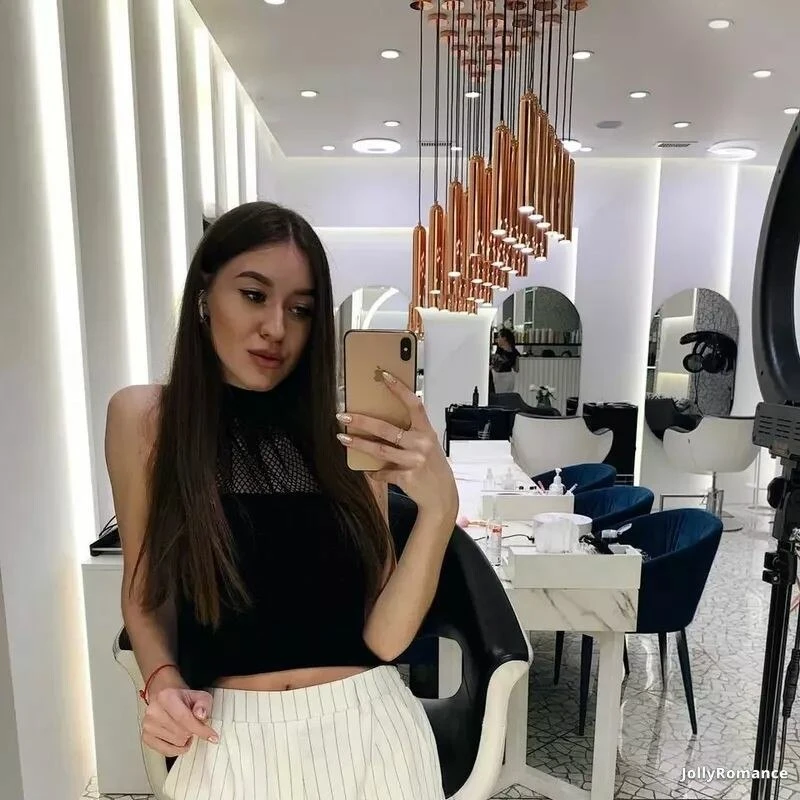 Olga Profile image 2