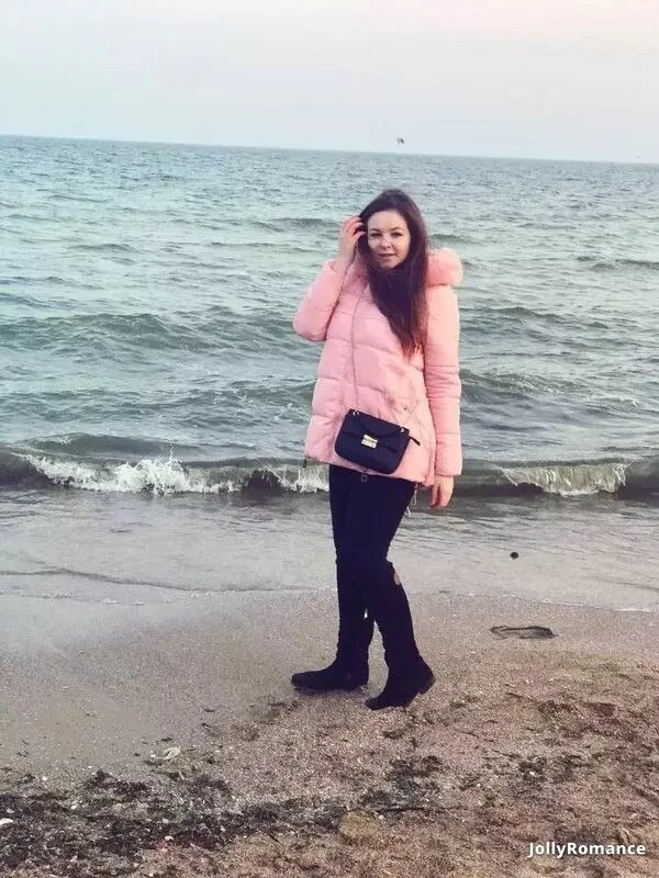 Anna Profile image 4