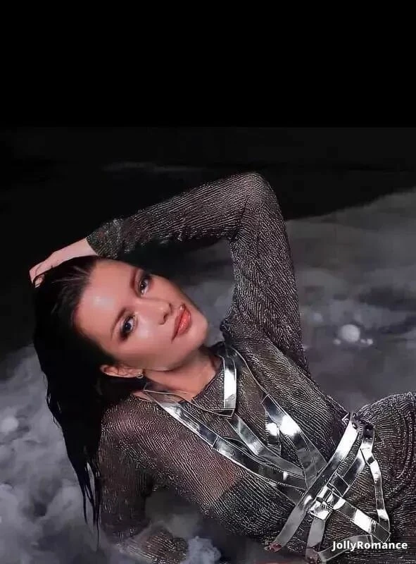 Ekaterina Profile image 4