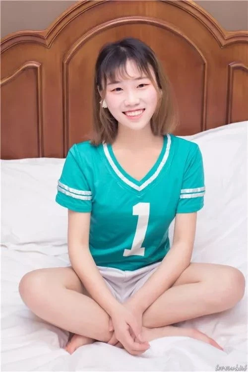 Xiaoting Profile image 2