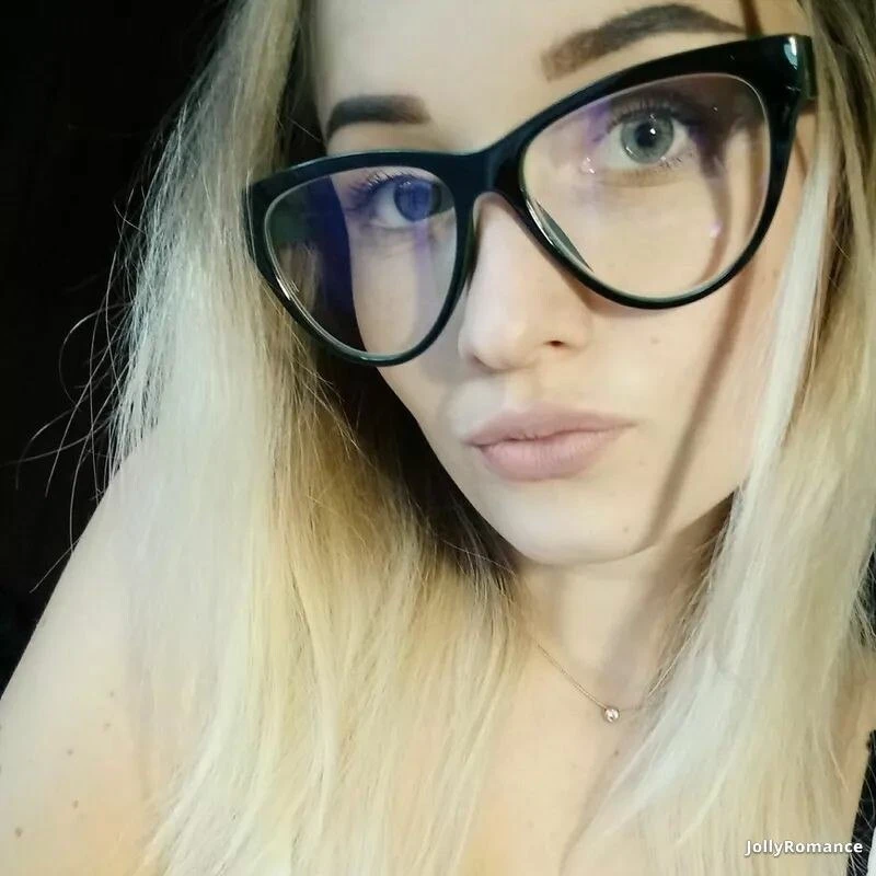Olga Profile image 2