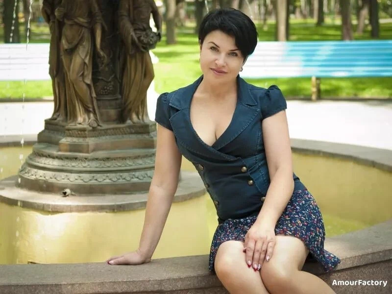Karina Profile image 1