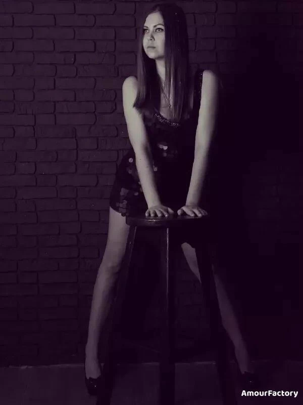 Elena Profile image 1
