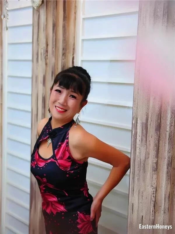 Lucille Profile image 3