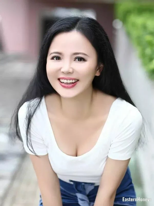 Caiyun Profile image 4