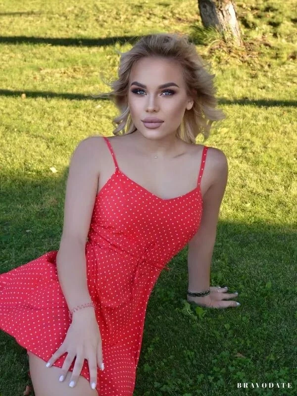 Elizaveta Profile image 2