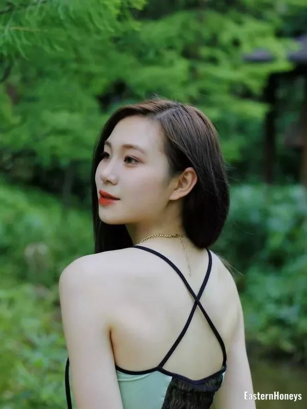 Hong Profile image 1