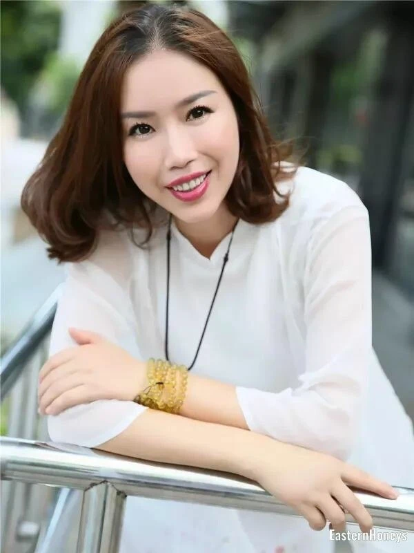 Mengyao Profile image 1