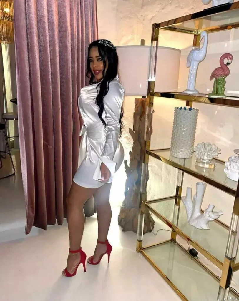 Lucero Profile image 3