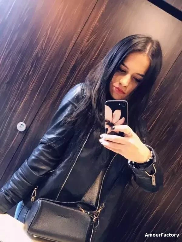 Irina Profile image 2