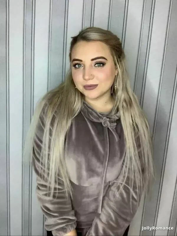 Dyana Profile image 3