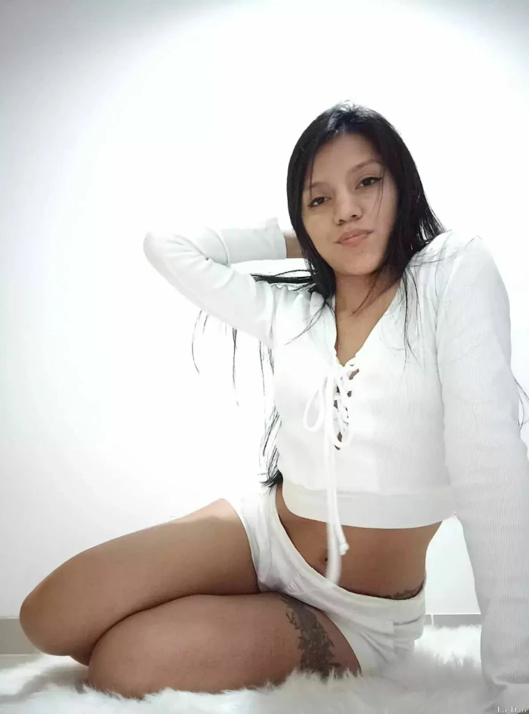 Isabel Profile image 2