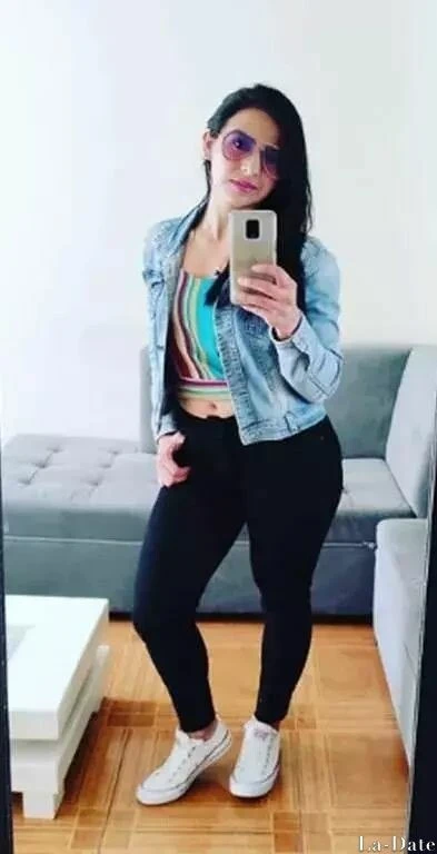 Daniela Profile image 1