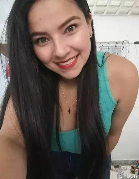 Aury Profile image 3