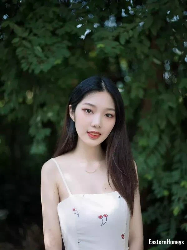 Xianying Profile image 4