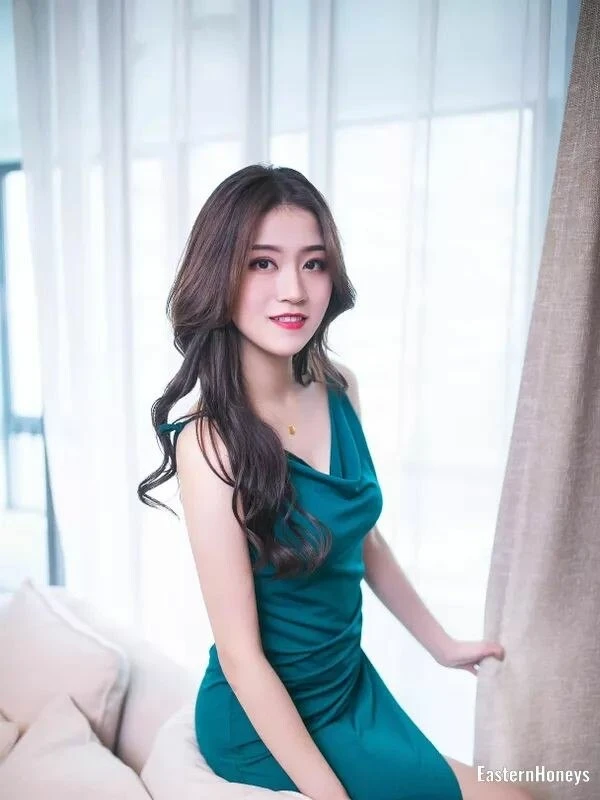 Man Xue Profile image 2