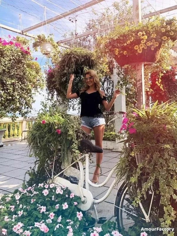 Iryna Profile image 4